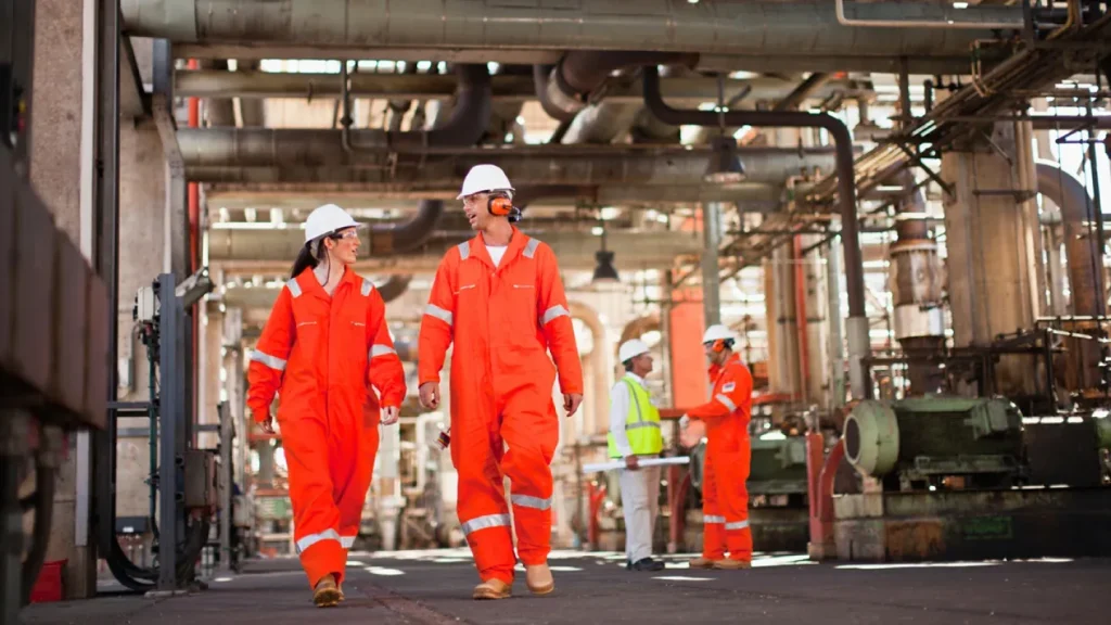 pertrochem refinery workers
